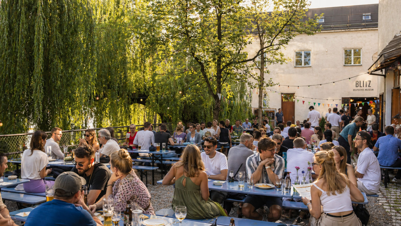 Festival beer garden beside the Deutsches Museum
